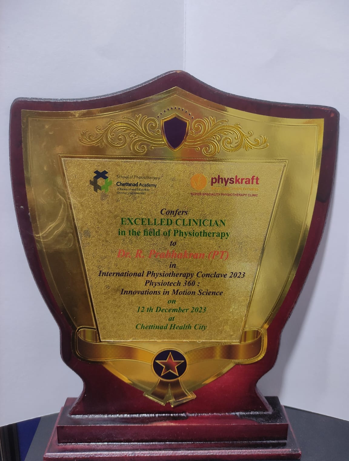 Shield of appreciation for Dr. R. Prabhakaran.